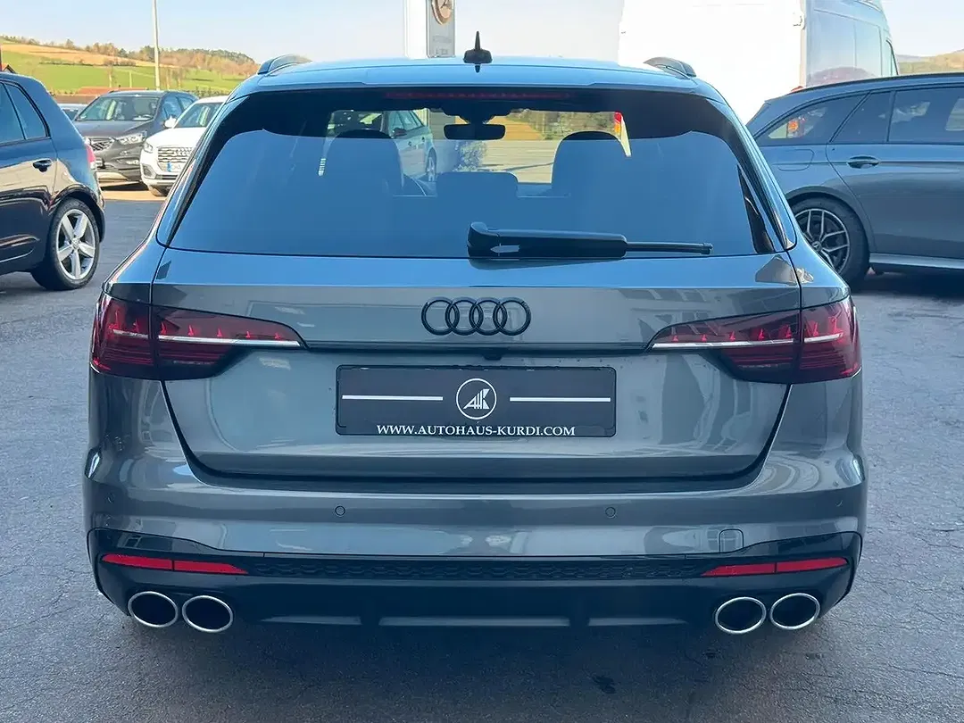 Audi S4 - Thumbnail 8