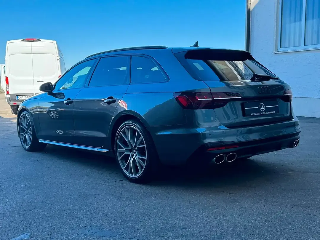 Audi S4 - Thumbnail 9