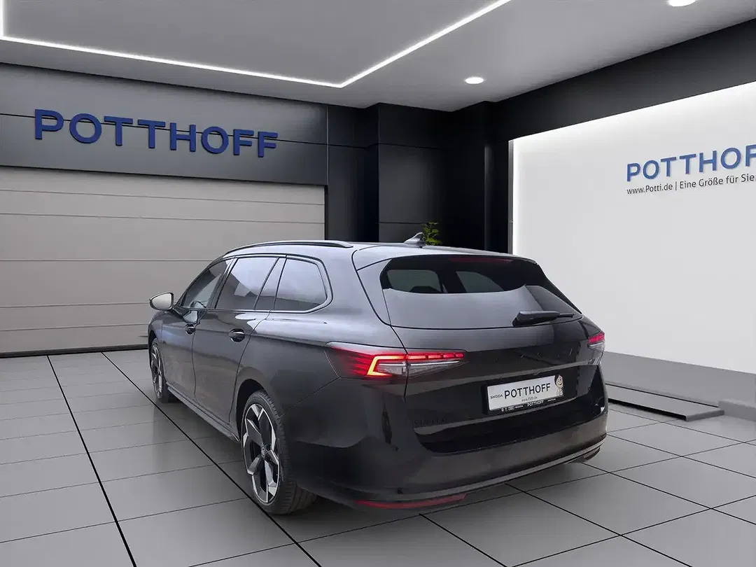 Skoda Superb - Thumbnail 3