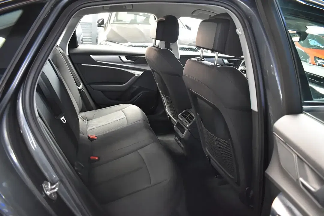 Audi A6 - Thumbnail 9