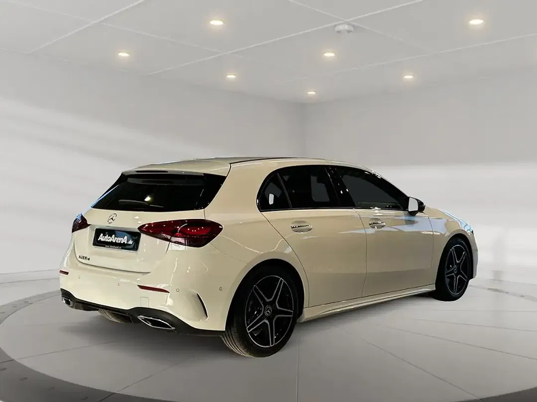 Mercedes-Benz A 200 - Thumbnail 2