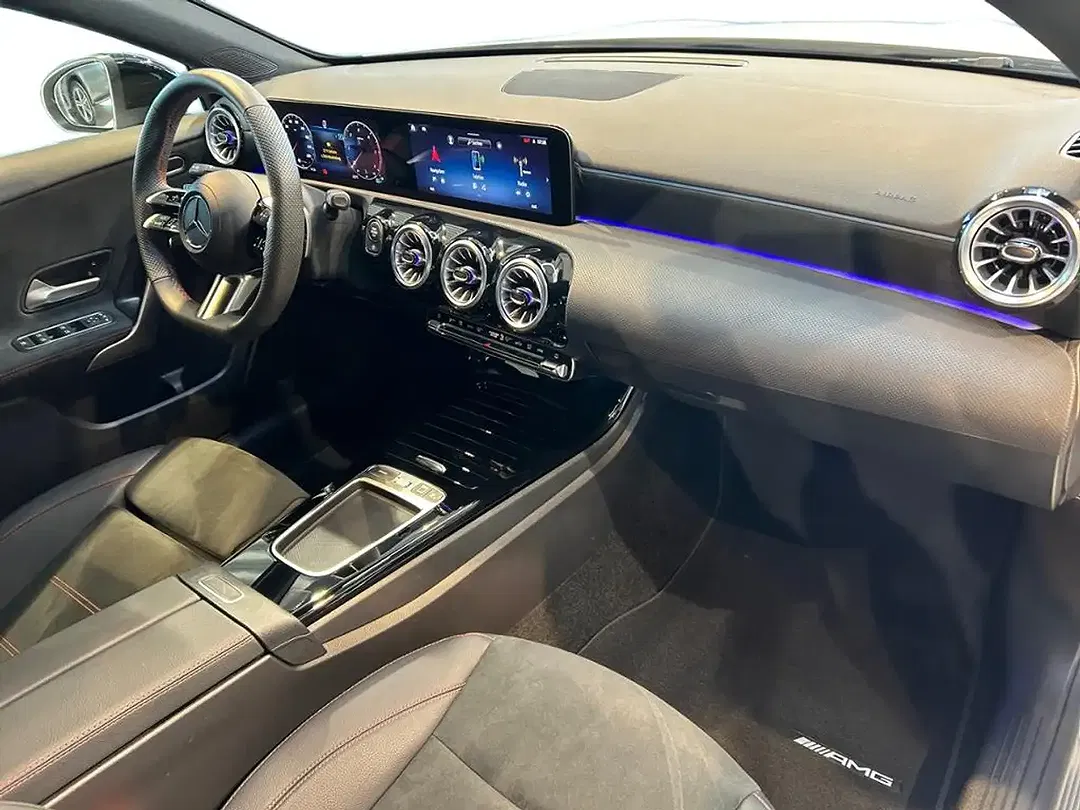 Mercedes-Benz A 200 - Thumbnail 3