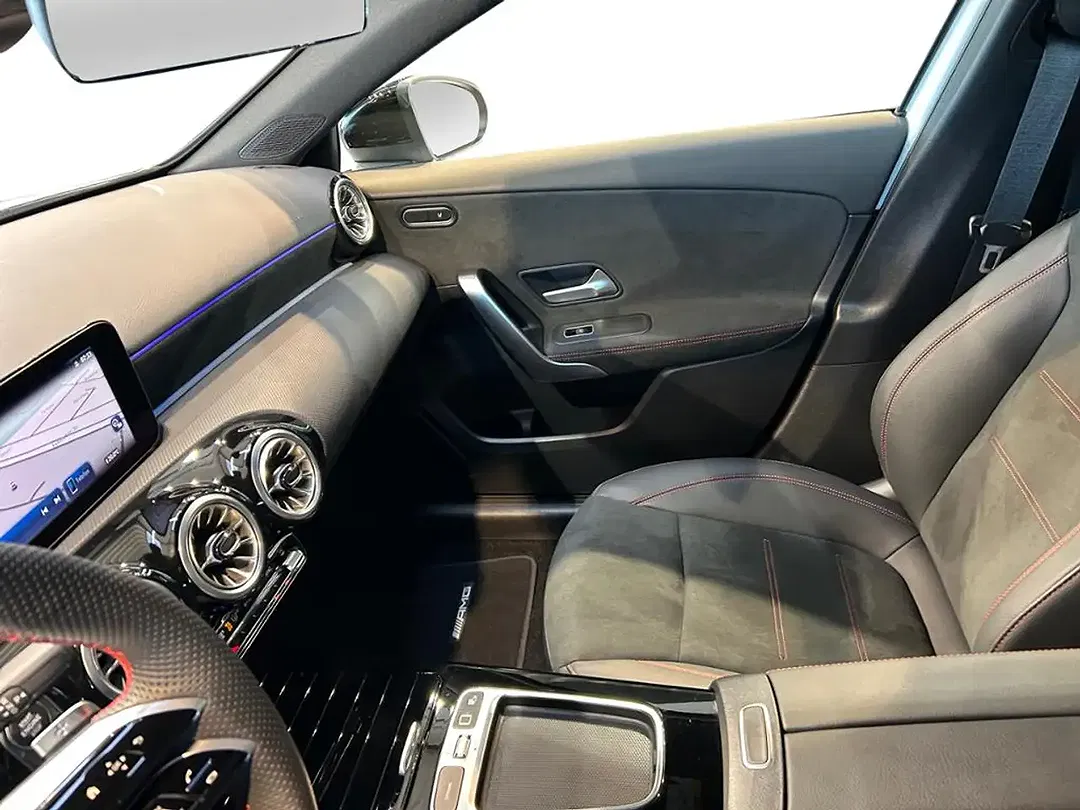 Mercedes-Benz A 200 - Thumbnail 4