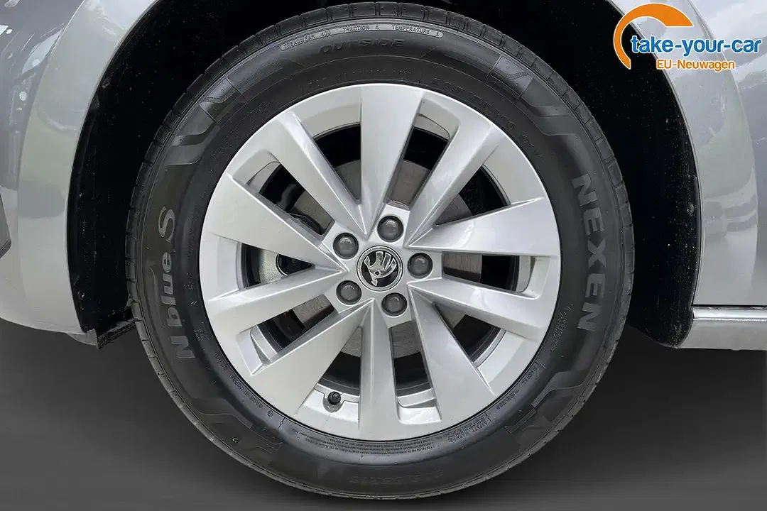 Skoda Scala - Thumbnail 6
