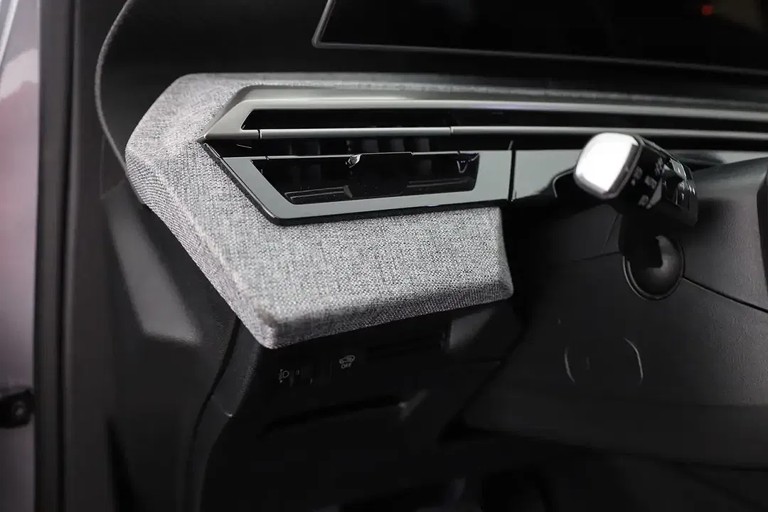 Peugeot 5008 - Thumbnail 21