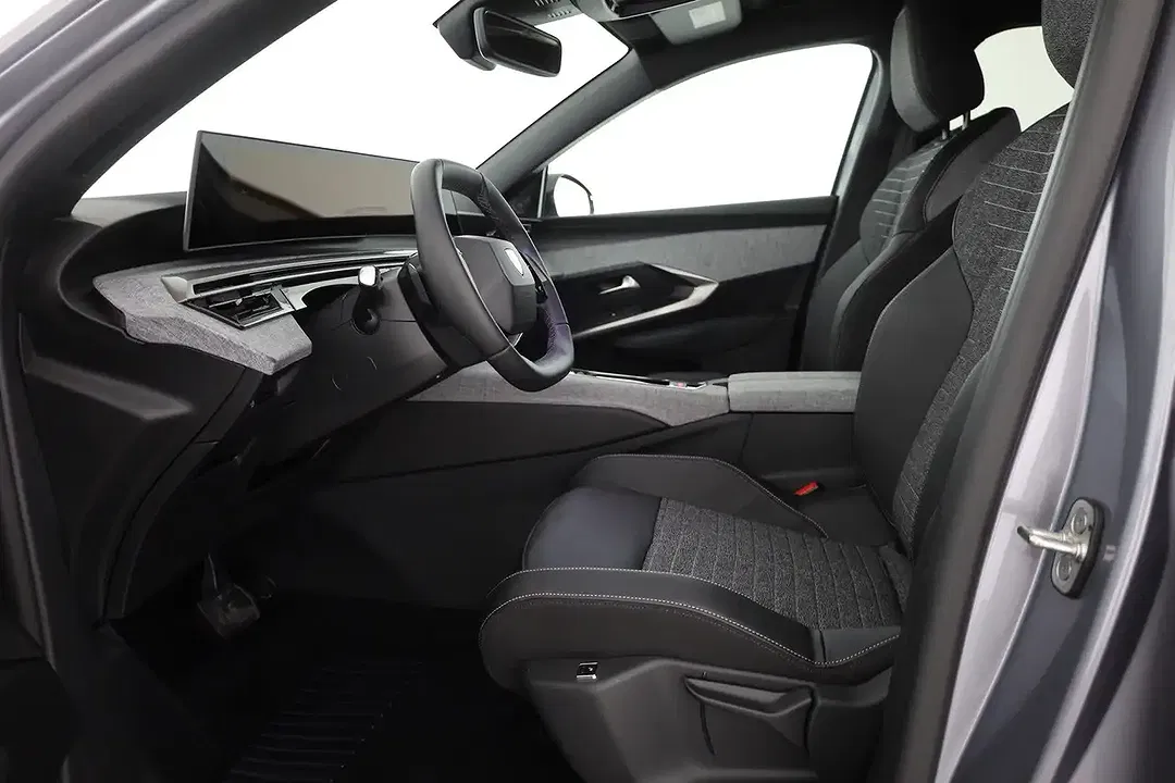 Peugeot 5008 - Thumbnail 23