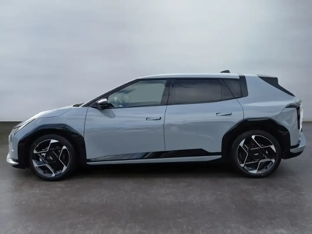 Kia EV4 - Thumbnail 7