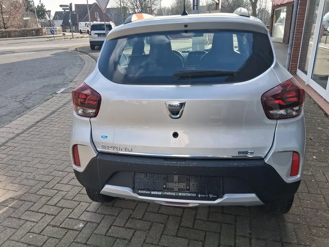 Dacia Spring - Thumbnail 5