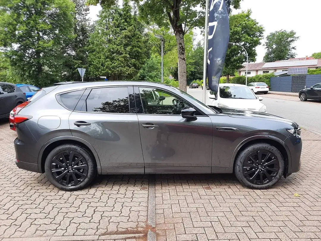 Mazda CX-60 - Thumbnail 2