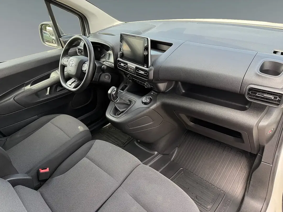 Toyota Proace City - Thumbnail 10