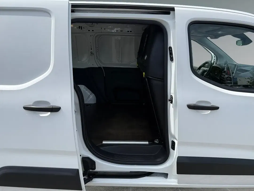 Toyota Proace City - Thumbnail 13