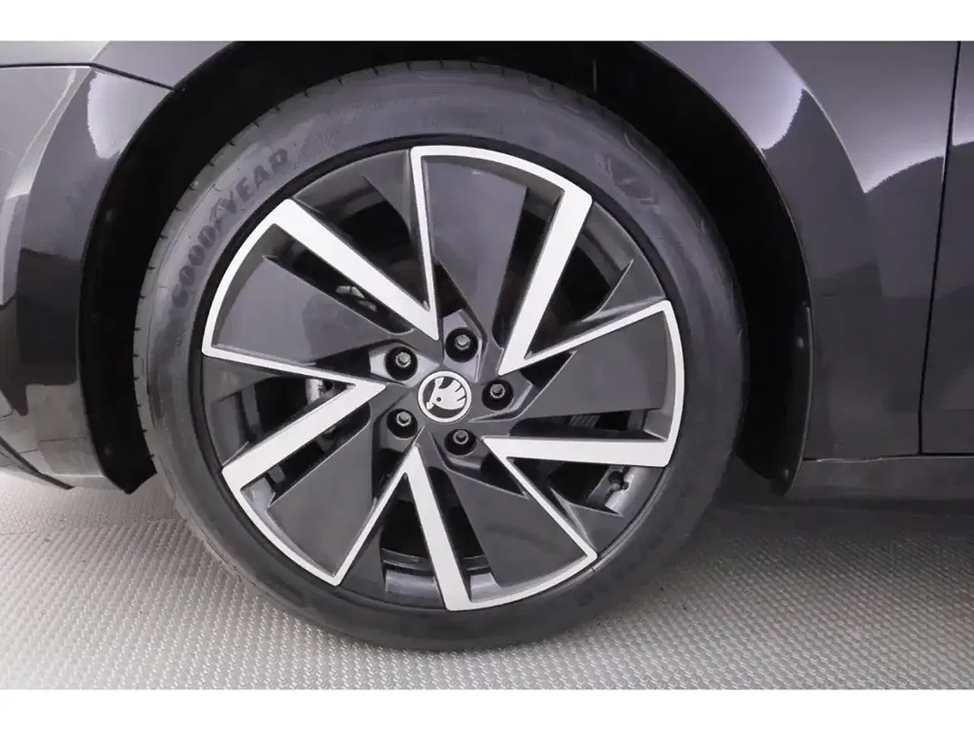 Skoda Octavia - Thumbnail 14