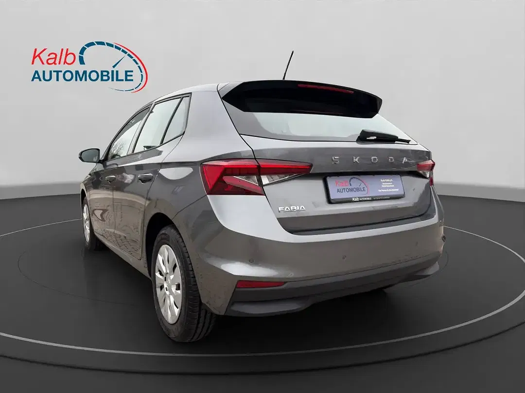 Skoda Fabia - Thumbnail 3