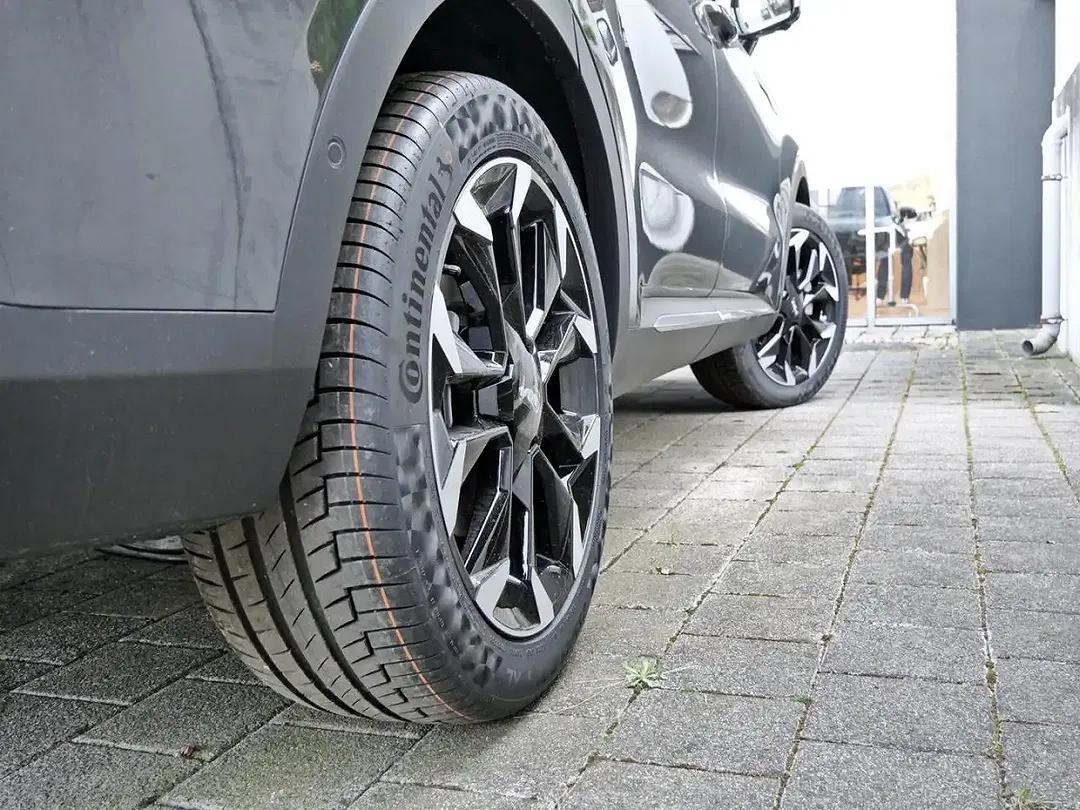 Kia Sorento - Thumbnail 5