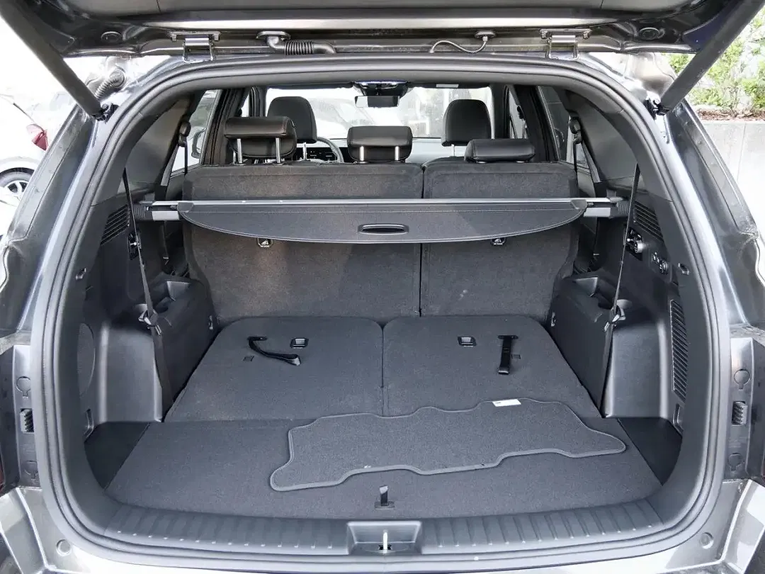 Kia Sorento - Thumbnail 6