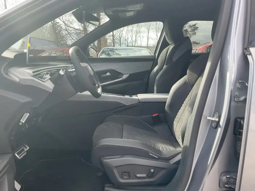 Peugeot 5008 - Thumbnail 8