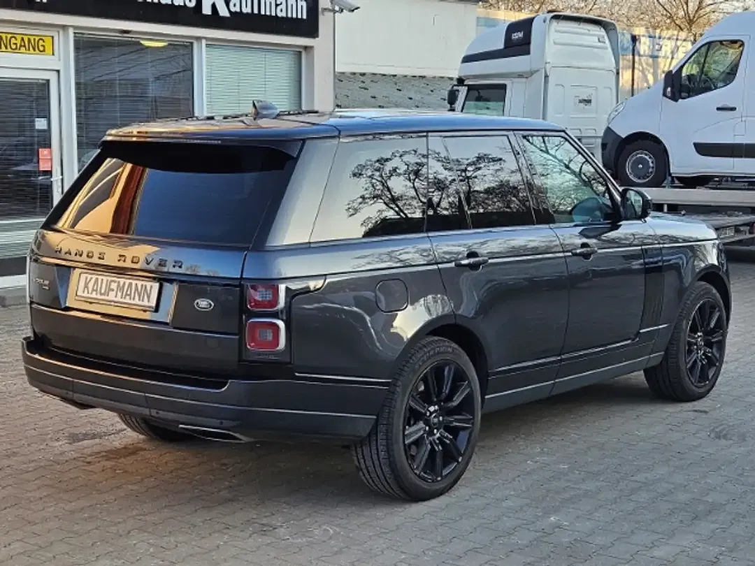 Land Rover Range Rover - Thumbnail 4