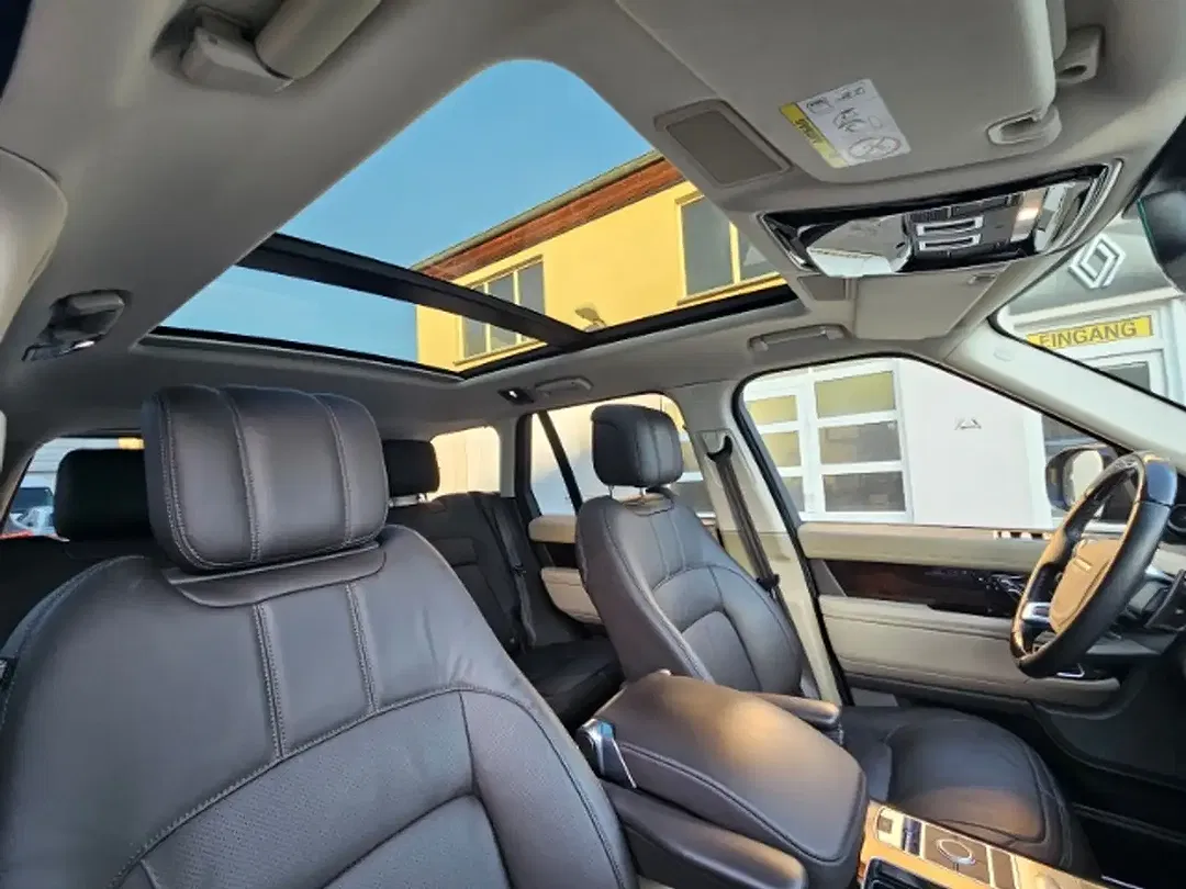 Land Rover Range Rover - Thumbnail 8