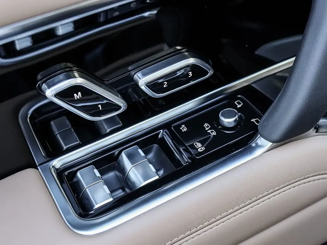 Land Rover Range Rover - Thumbnail 12