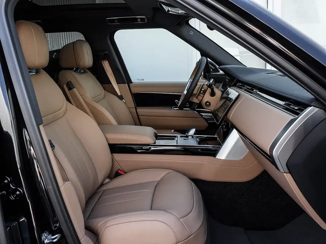 Land Rover Range Rover - Thumbnail 3