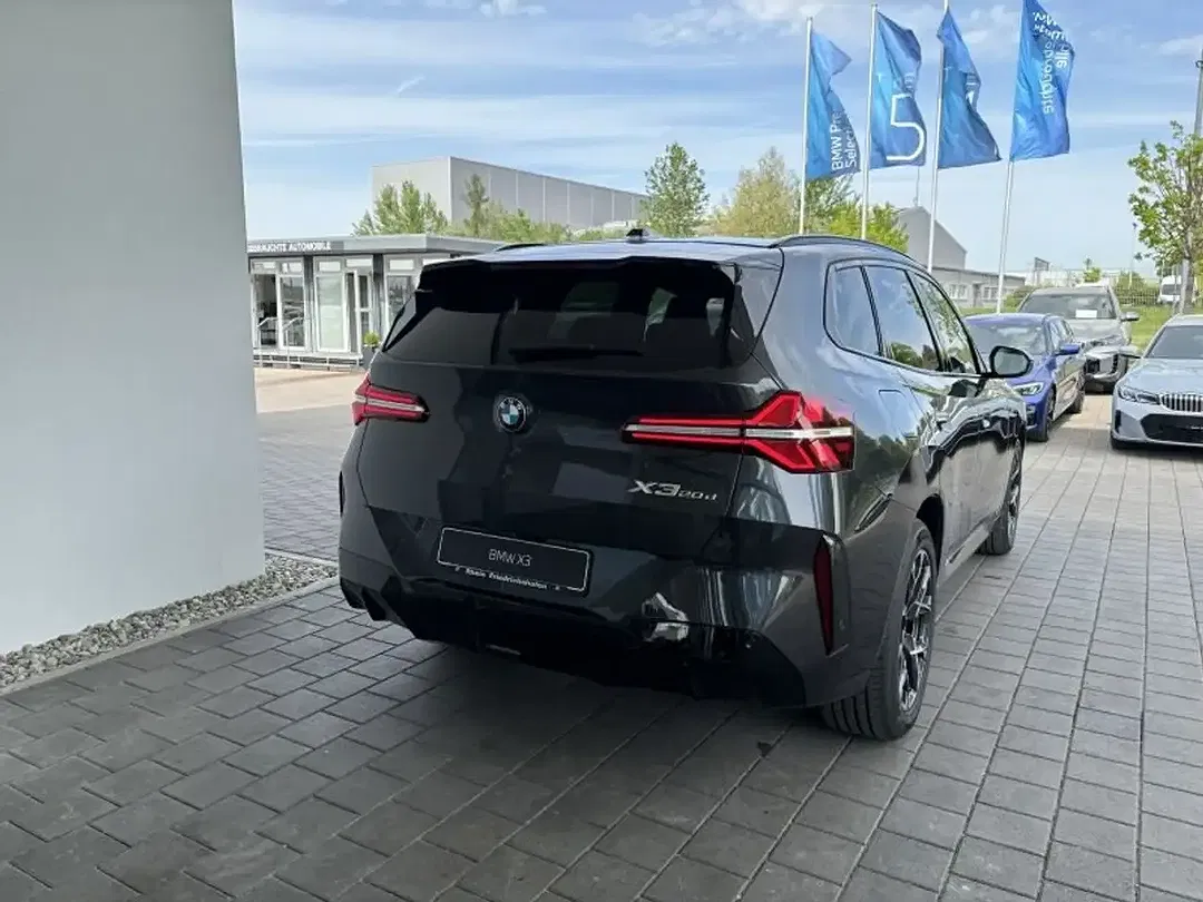 BMW X3 - Thumbnail 4