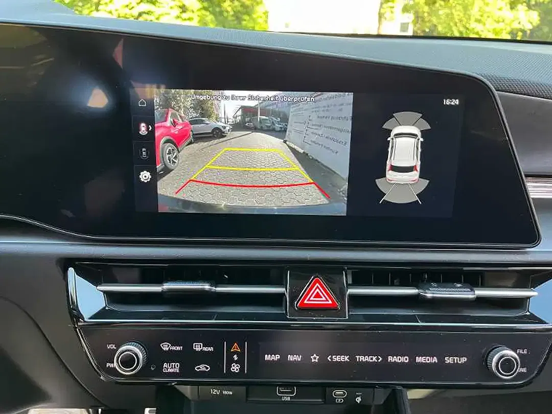 Kia Niro - Thumbnail 12