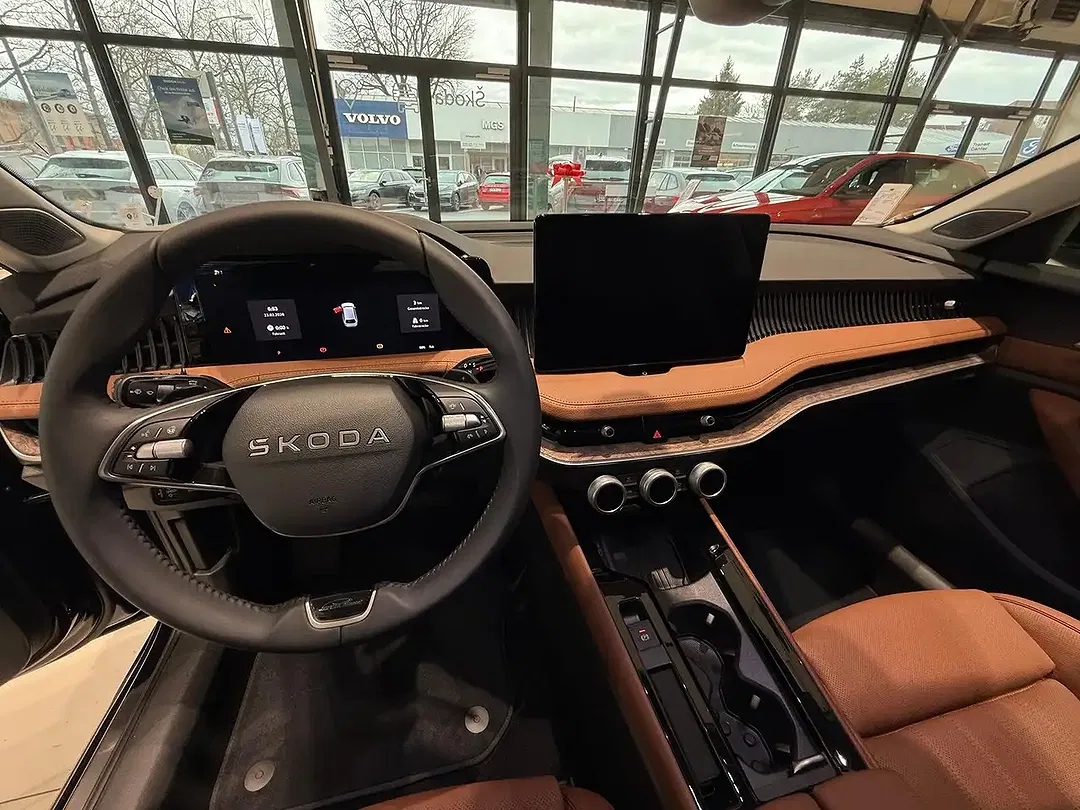 Skoda Superb - Thumbnail 10