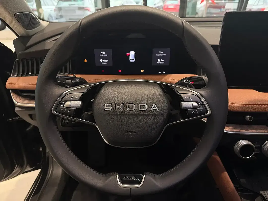 Skoda Superb - Thumbnail 14