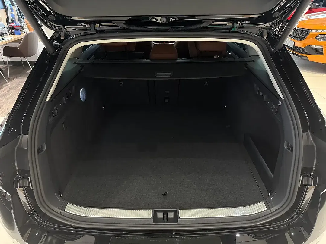 Skoda Superb - Thumbnail 5