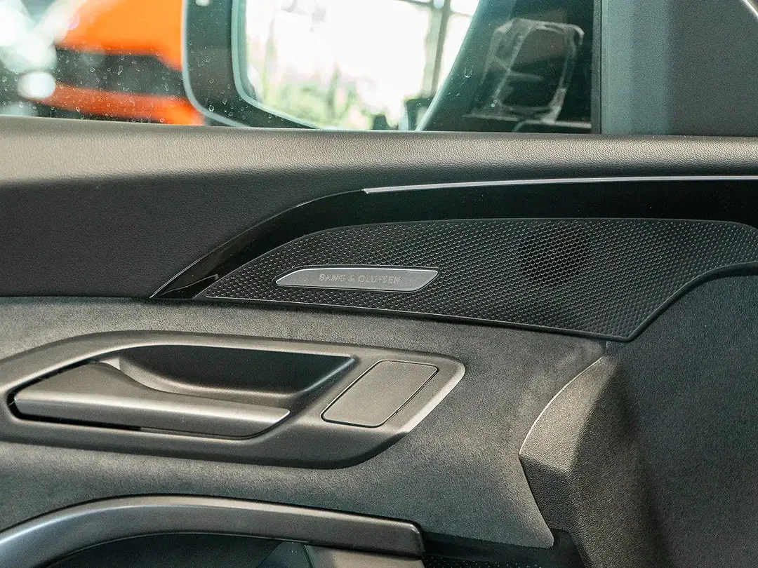 Audi Q5 - Thumbnail 11