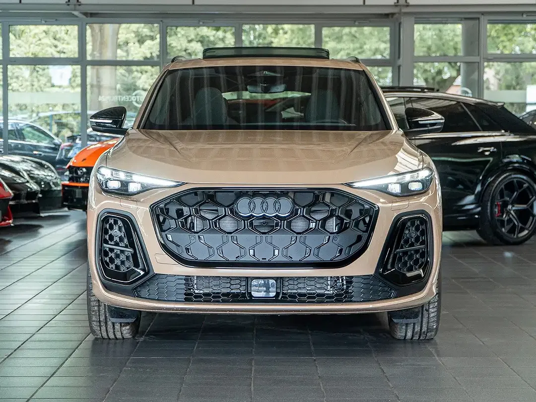Audi Q5 - Thumbnail 3