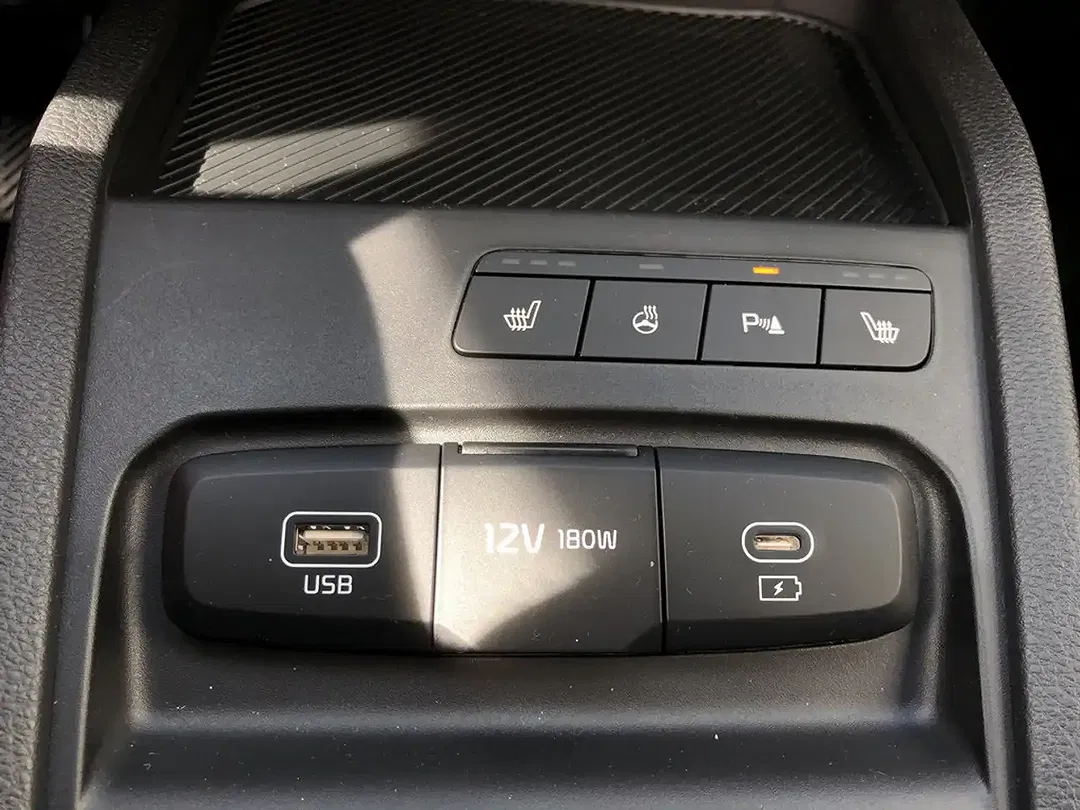 Kia Stonic - Thumbnail 13