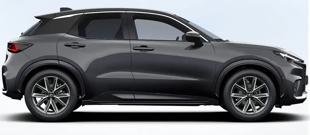 Lexus LBX - Thumbnail 3
