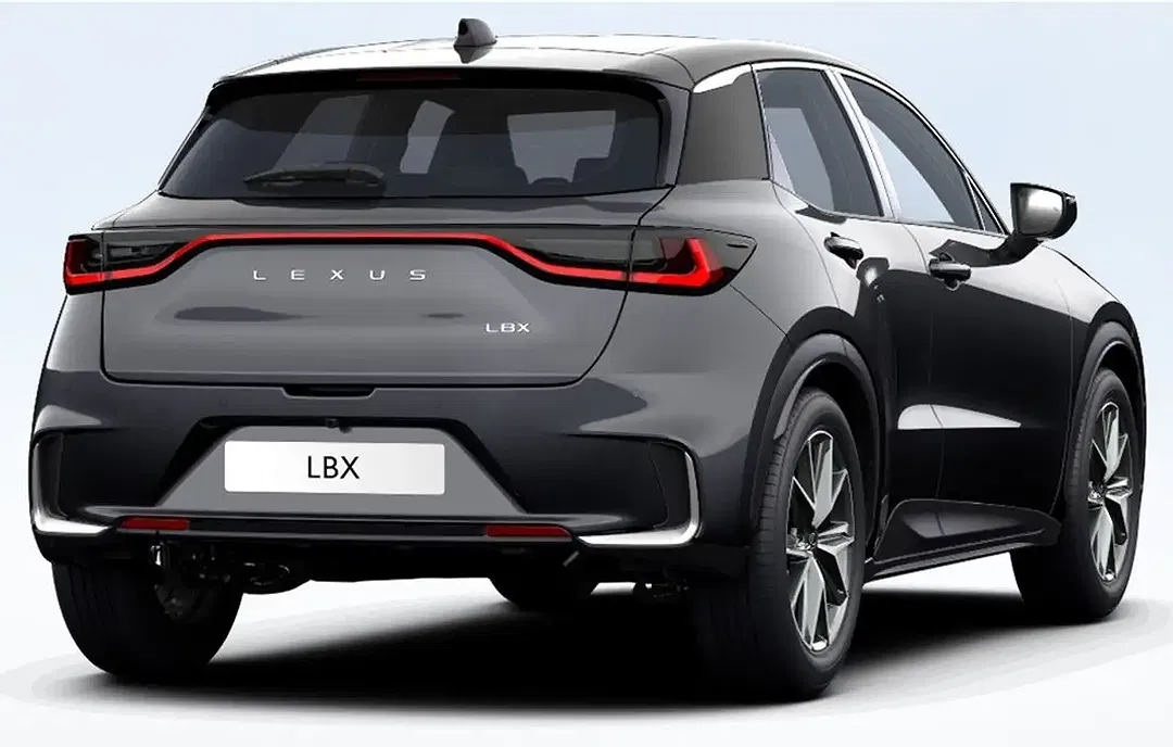 Lexus LBX - Thumbnail 4