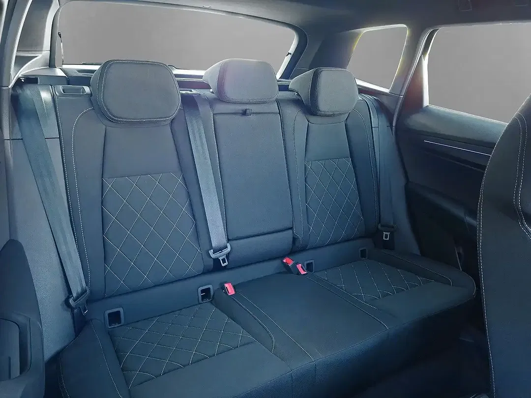 Skoda Karoq - Thumbnail 14