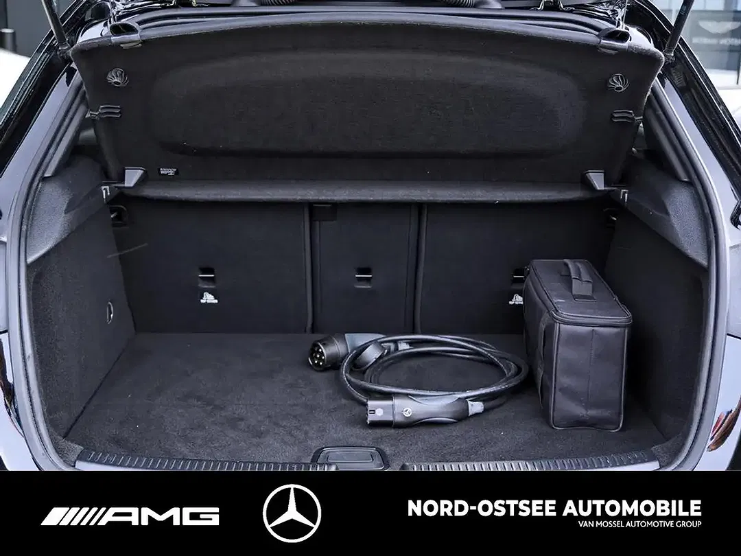 Mercedes-Benz A 250 - Thumbnail 13