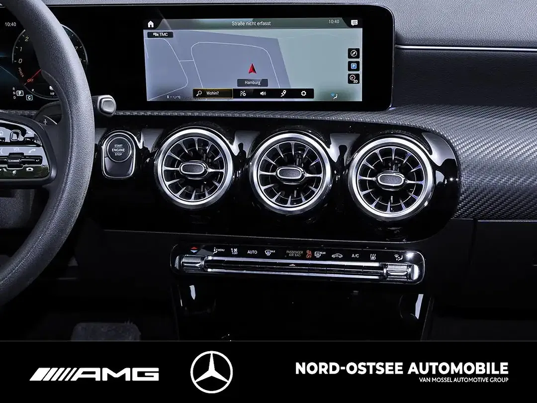 Mercedes-Benz A 250 - Thumbnail 9