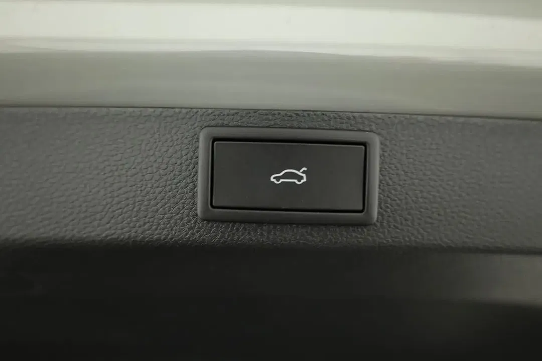 Skoda Karoq - Thumbnail 15