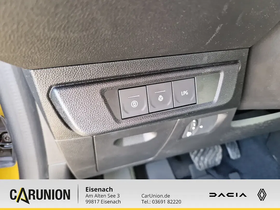 Dacia Sandero - Thumbnail 13