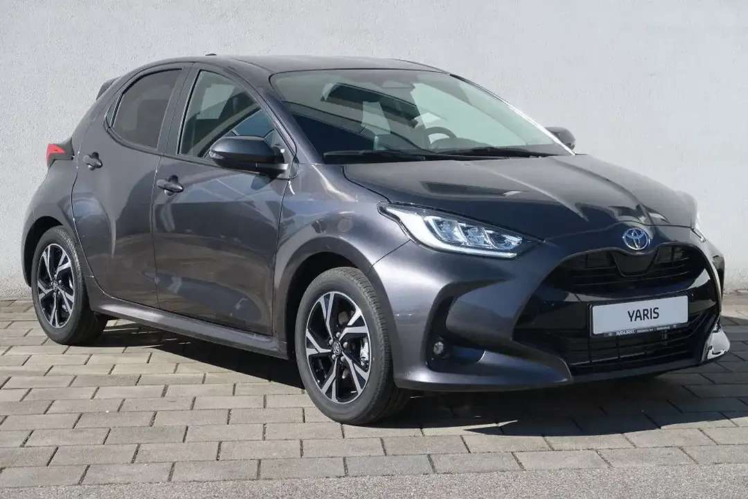 Toyota Yaris - Thumbnail 7