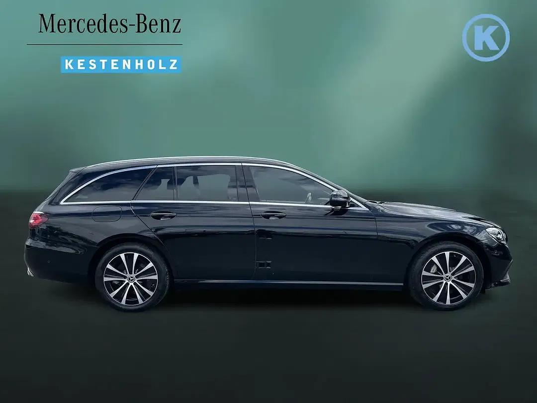 Mercedes-Benz E 300 - Thumbnail 4