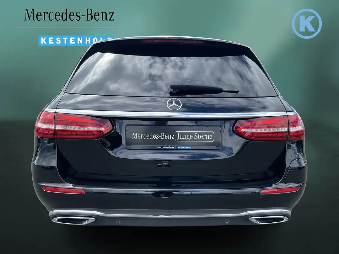 Mercedes-Benz E 300 - Thumbnail 6