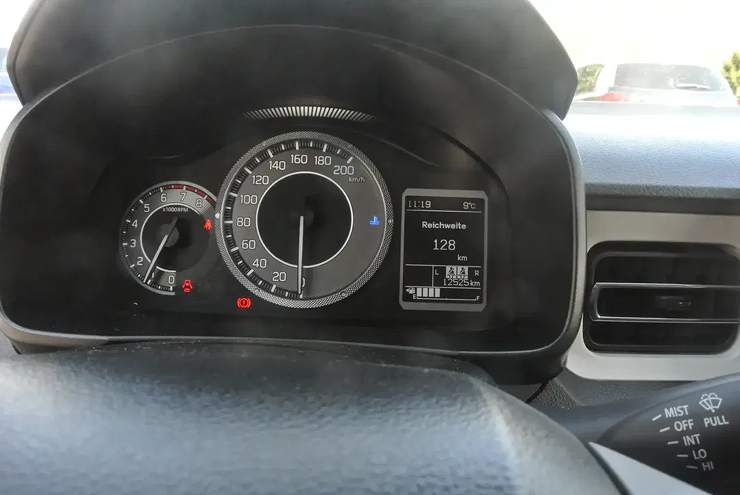 Suzuki Ignis - Thumbnail 14