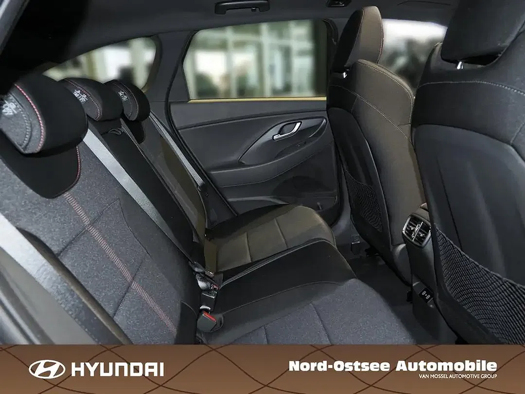 Hyundai i30 - Thumbnail 14