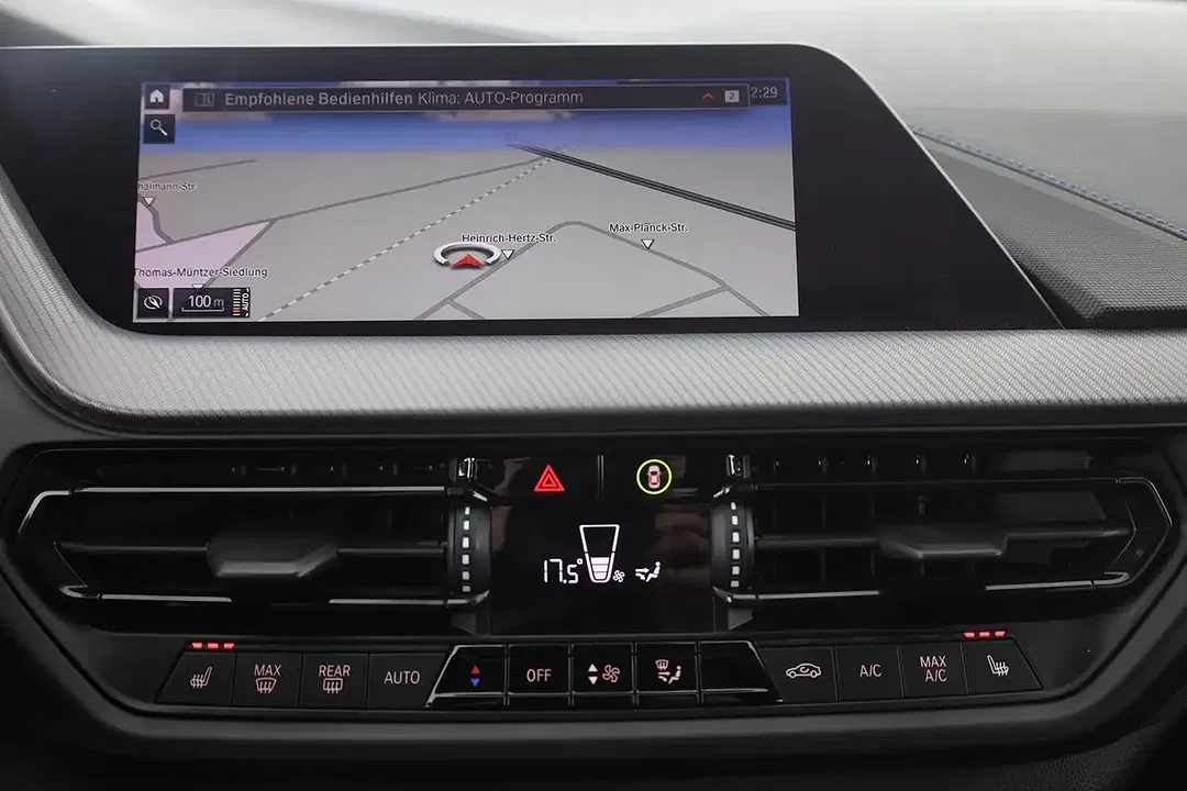 BMW 118 - Thumbnail 10