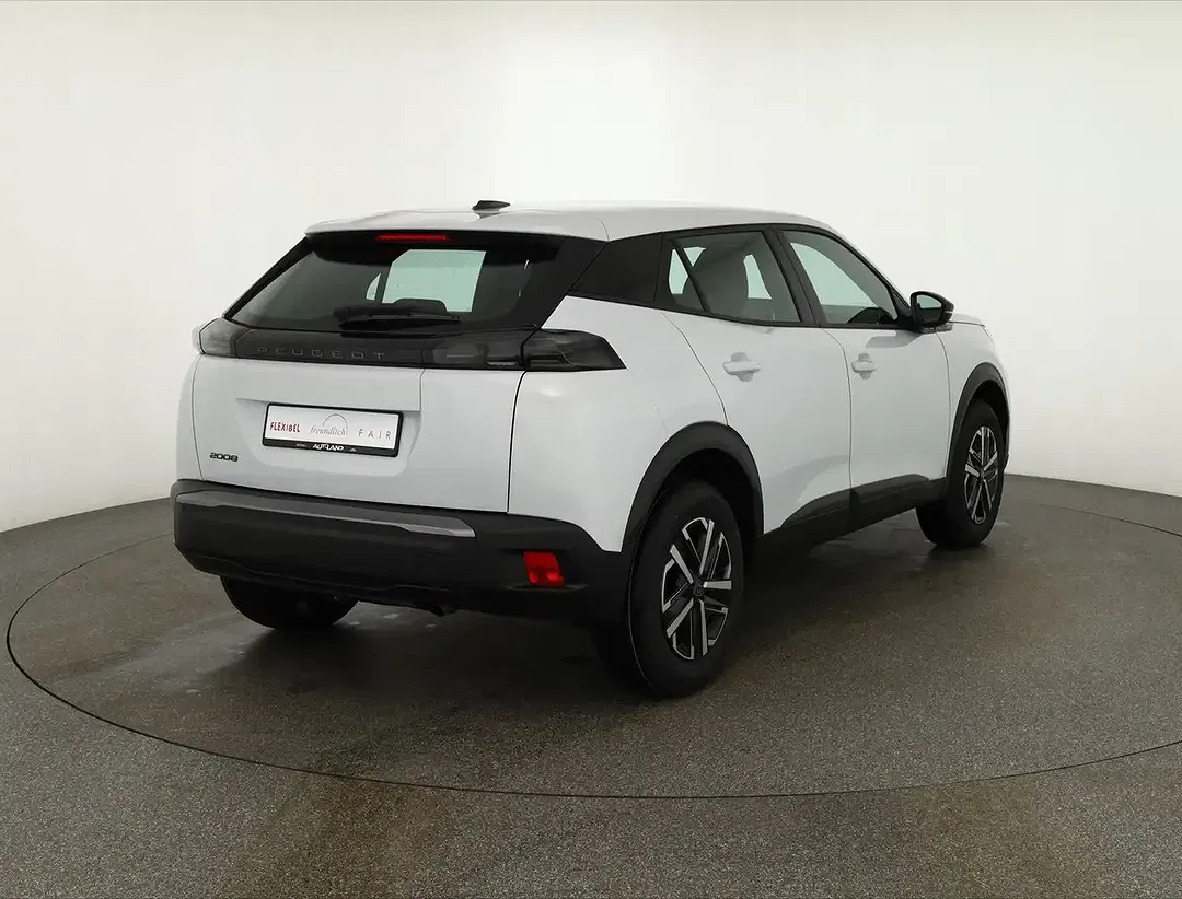 Peugeot 2008 - Thumbnail 4