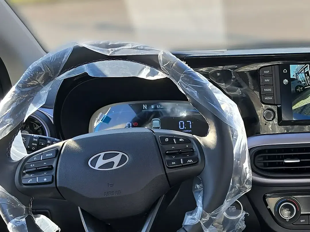 Hyundai i10 - Thumbnail 9