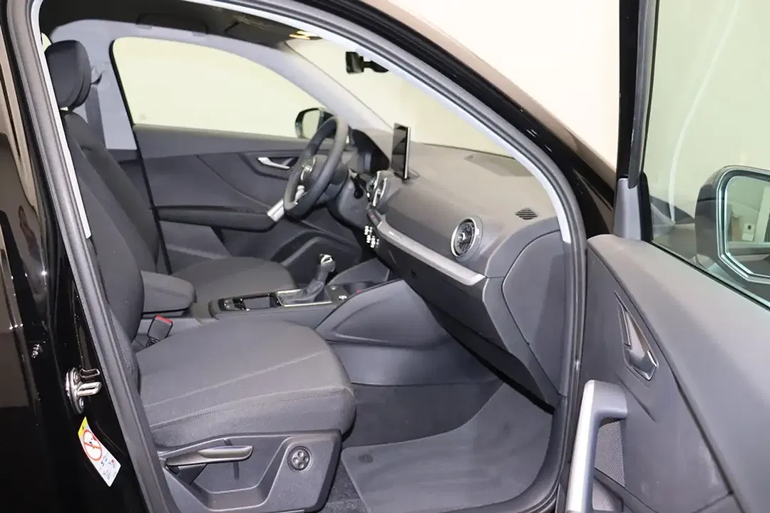 Audi Q2 - Thumbnail 13