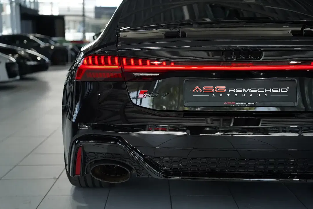 Audi RS7 - Thumbnail 14
