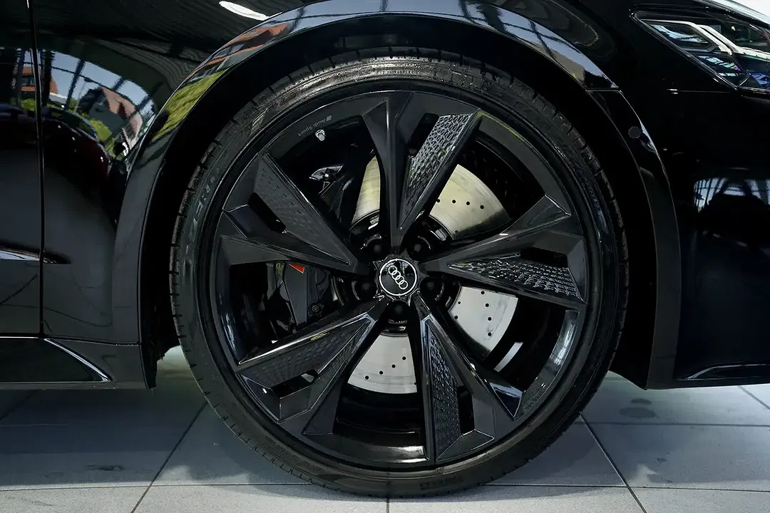 Audi RS7 - Thumbnail 6